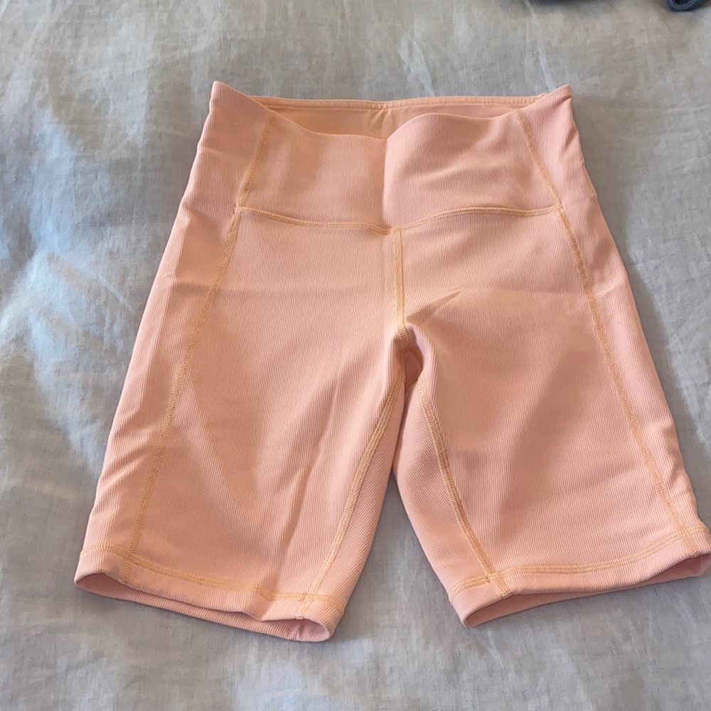 Lululemon ribbed high rise biker shorts